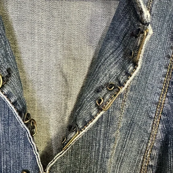 Faded Glory Jean Jacket with Stud and hook and bar closures Band Boho Glam Biker - Picture 3 of 7